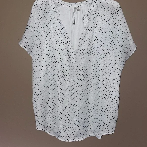 LC Lauren Conrad Women’s White Polka Dot Chiffon Short Sleeve Blouse Size M - Picture 2 of 4